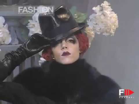 Fashion Show "John Galliano" Autumn Winter 2007 2008 Pret a Porter Paris 4 of 5 by Fashion Channel