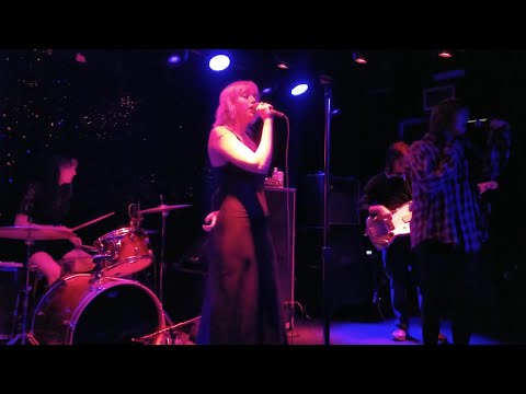 girlpuppy live at TV Eye - Windows (feat. Chloe Kohanski of Sweet93) (Live)