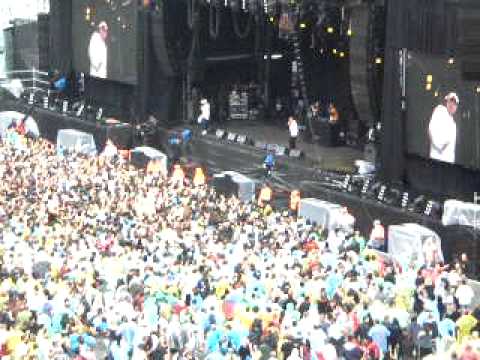 bliss n esso at Sound Relief MCG 2009