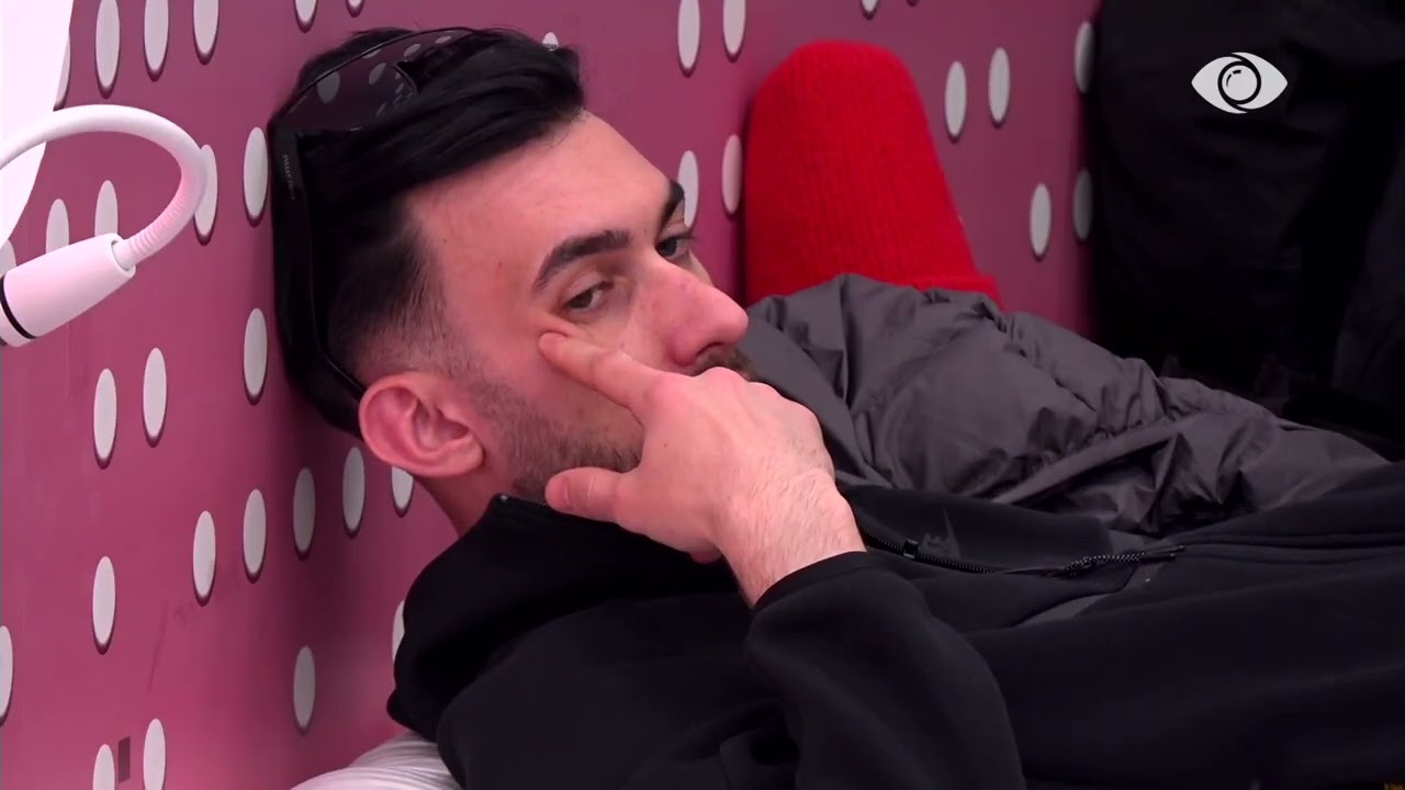 Je e sigurt me një person si ai…/ Vijon biseda mes Kristit dhe Inës për Keijsin