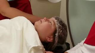 preview picture of video 'MaeLee getting her radiation mask fitted'