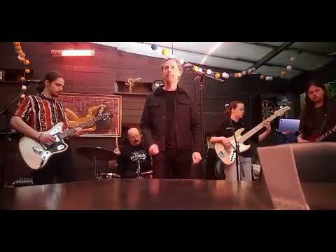 Poproka grupa "Nova" - dziesma "Kā man būt" (M.Strads/M.Strads)