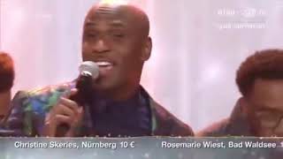 Naturally 7  - White Christmas