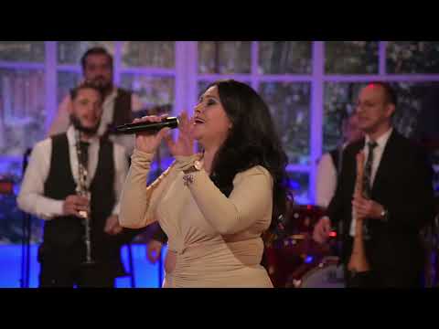 Violeta Pandovska i Grupa Kruna - Koga ljubi moma mlada - Na zdravje LIVE TV Show