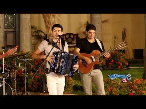 Grupo Destiempo - Voy Despacito (En Vivo 2016)