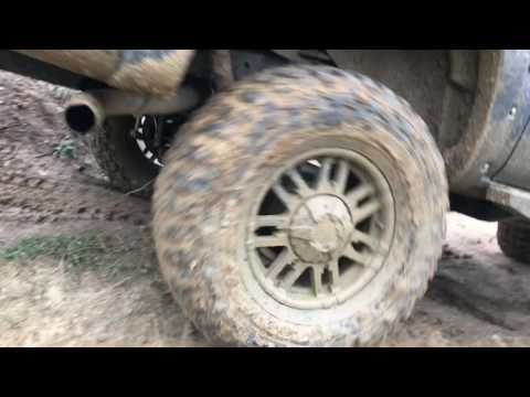 Mud and Hills - Chevrolet Suburban Husaria