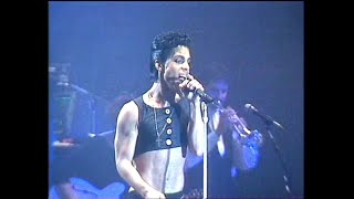 Around The World In A Day/Christopher Tracy's Parade (live) - Prince &amp; The Revolution