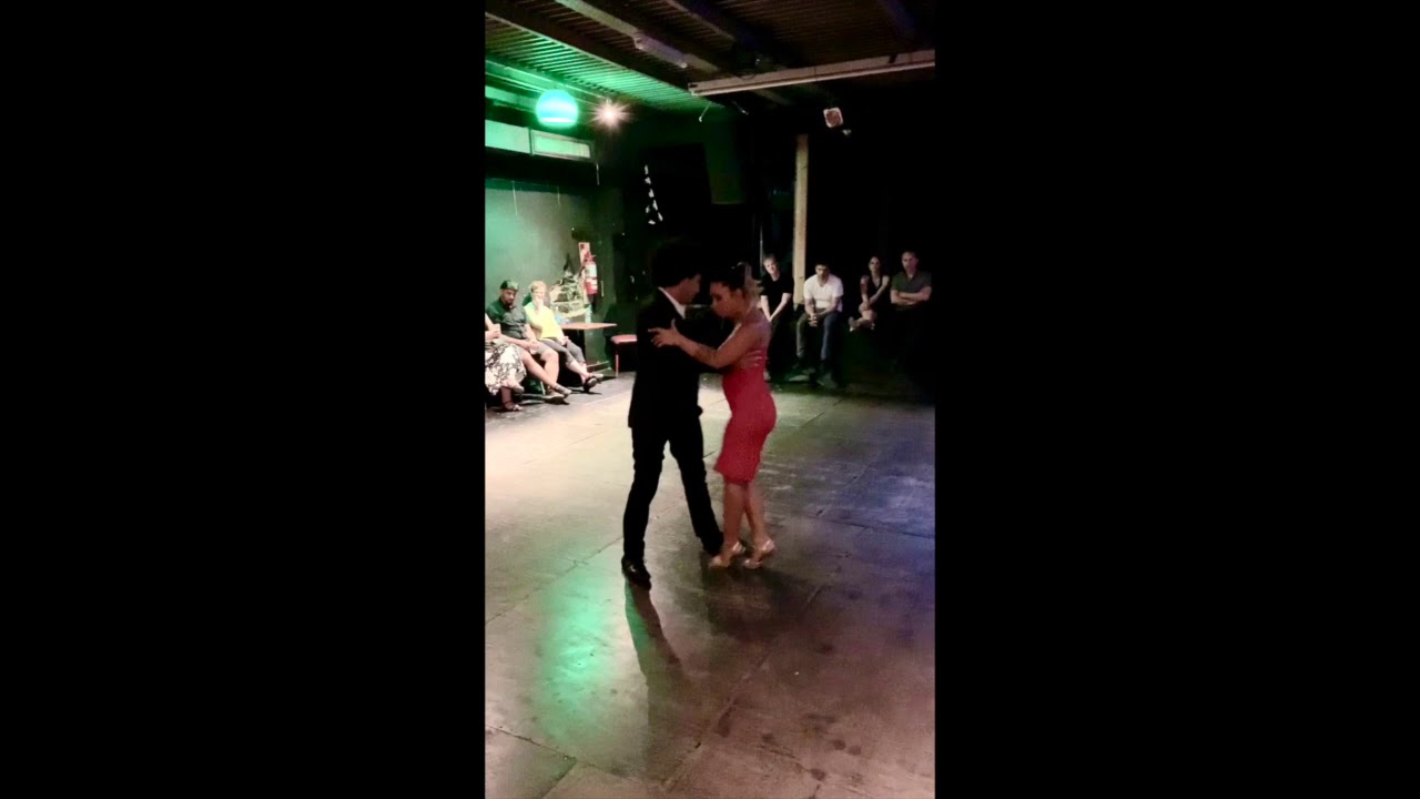 Vinicius Souza y Gaby Mataloni en La Mandrilera Milonga, Buenos Aires 2