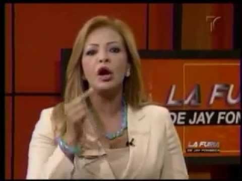 PELEA  EVELYN VAZQUEZ Y JAY FONSECA