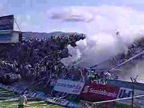 "Salida contra los Amargos" Barra: Fuerza Azul • Club: Cartaginés