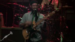 Groundation - Upon The Bridge ( VivoConectado.com )