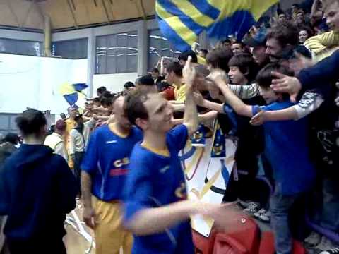 Atmosfera final CSU Sibiu-BCU Pitesti.3gp