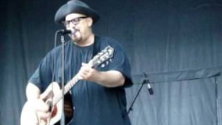Smithereens&#39; Pat DiNizio &quot;Cigarette&quot; live at Union County MusicFest, 9/5/2008