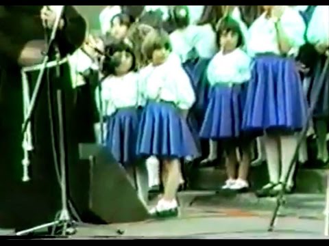 Sara e Lucia & Piccolo Coro e Verdi Note: A A A Compero