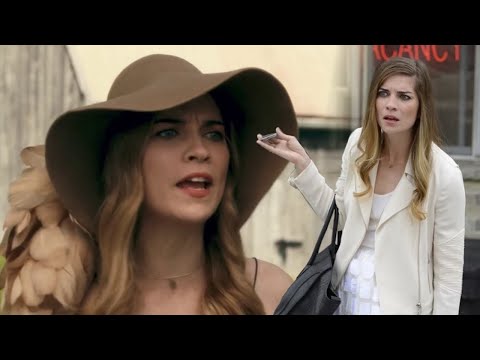 alexis rose being an icon for 5 minutes straight (season 1)