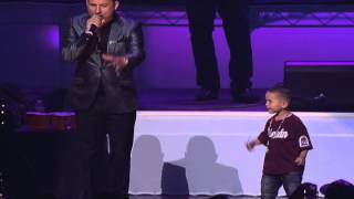 Roberto Tapia Larry Hernandez - &quot;Arrastrando las patas&quot;