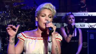Pink - Who Knew (Live)