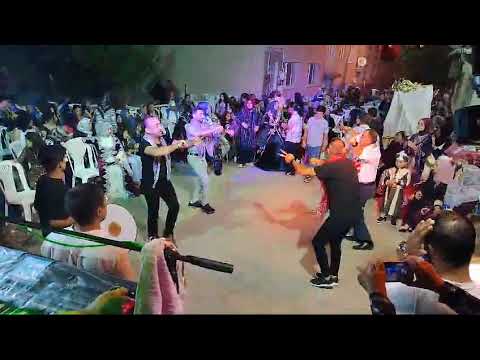 Ayhan poyraz kardeşimin düğünü, Yeşiltepe. Efsane Ömer Ulutaş ve yine biz.