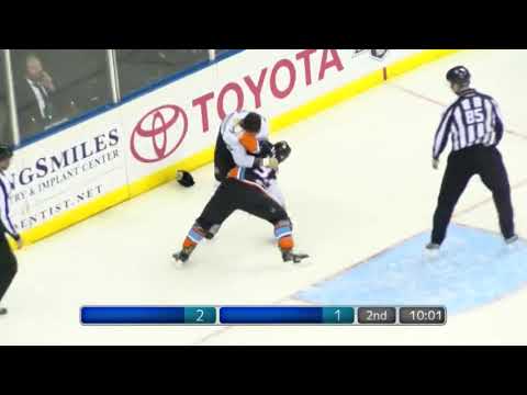 Mike Liambas vs Jamie Devane