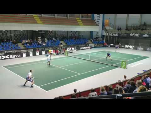 Dustin Brown /T. Brkić - K. Drzewiecki / S. Walkow 62 64