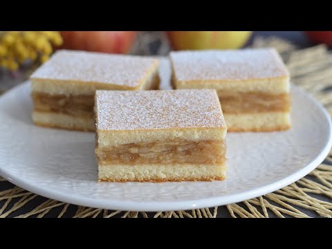 A simple cake with apples, everything is baked together!