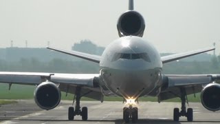 preview picture of video 'Morning Departures Runway 11 at Warsaw Airport. 25 minutes of plane spotting!'