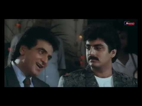 Poster ankhon mein pali