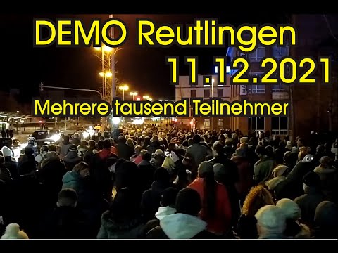 Demonstration in Reutlingen am 11.12.2021 - tausende Teilnehmer für die Freiheit