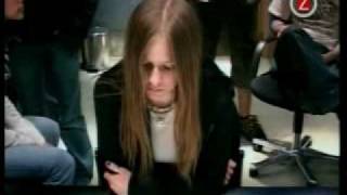 Avril Lavigne - Knocking On Heavens Door .mp4
