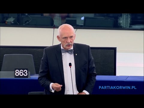 Sala świeci pustkami.