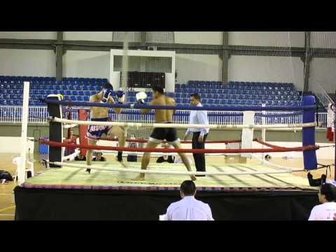 Disputa pelo cinturão catarinense de muay thai tradicional 2014.