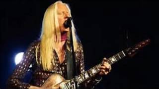 Johnny Winter doing Encore with the Allman Brothers in August, 1972 at the Hollywood Bowl
