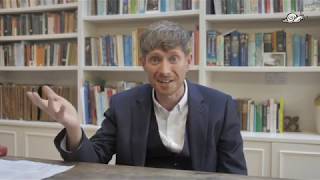 Psychedelics expert Dr Robin Carhart-Harris on what exactly happens to the brain on a trip