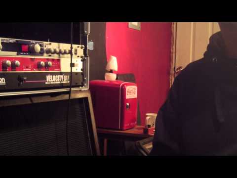 Bugera G5 ...no boost stock tubes