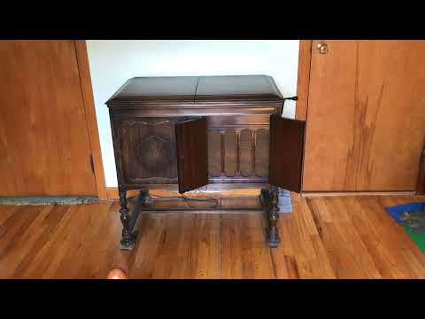 Hard to Get Gertie - Irving Aaronson and His Commanders - 1926 (Victrola Alhambra)