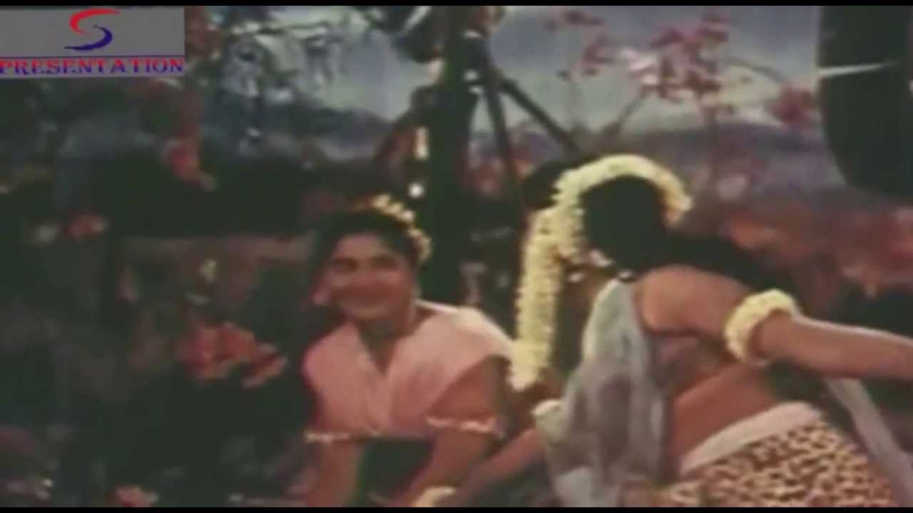 Sakhi Hriday Me Hulchal Si Hone Lagi Lyrics | Kavi Kalidas | Asha Bhosle, Geeta Dutt, Manna Dey | S N Tripathi