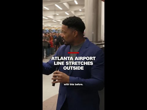 Atlanta airport line stretches outside