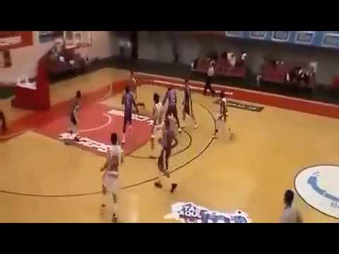 Anthony Hill #13 - Barreirense
