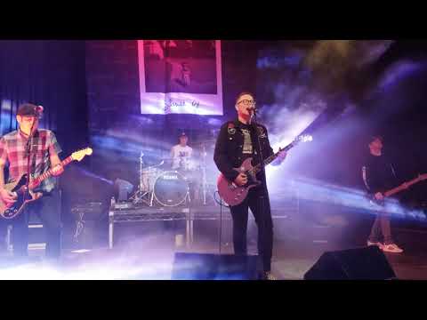 HAWTHORNE HEIGHTS - NIKKI FM - "LIVE" GARDEN GROVE CA, 8-17-2019