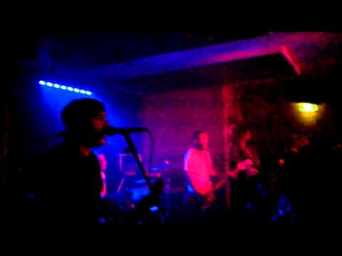 Blink 182 (Heroes For Hire/Hellions) Night 2013 SYDNEY Live at HOT DAMN [Part 1]