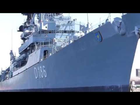 Der Zerstörer Mölders in Wilhelmshaven