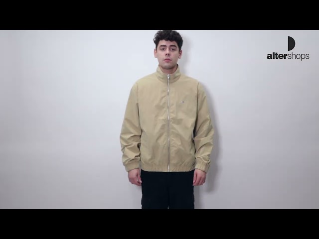 Vídeo relacionado con Tommy Jeans TJM Essential Jacket Ext Dm0Dm22720 Otras Chaquetas, Blue (Dark Night Navy), L para Hombre