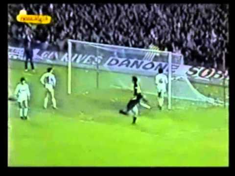 Barcelona-Real Madrid Liga 26 March 1983.wmv