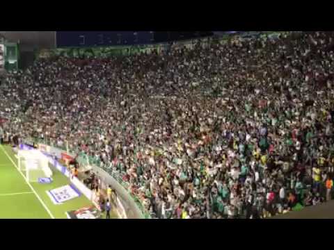"La Porra de León Fc" Barra: Los Lokos de Arriba &bull; Club: León