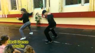 Devil Dance -  twerk a little (Ciara) Dancers : Aleksandra, Kristina, Lena