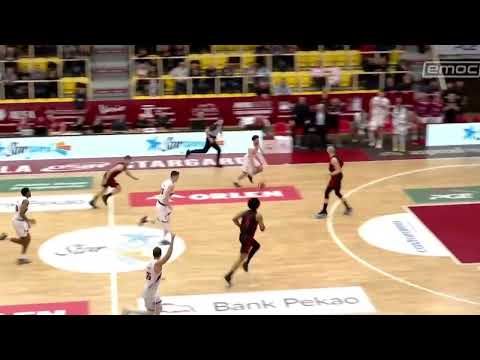 Przechwyt i trójka w kontrze!