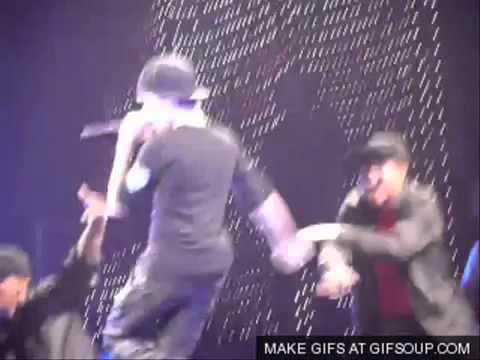 Justin Bieber - Ella quiere latigo