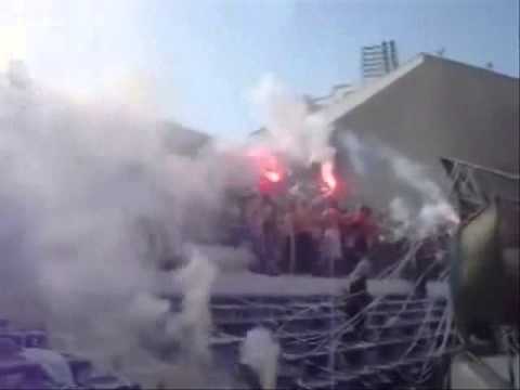 "Himno Palestino 2014, Banda del 10" Barra: Los Baisanos &bull; Club: Club Deportivo Palestino