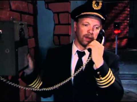 Aatami ja Beetami: Näin soitat vaimolle - Lentäjä pulassa