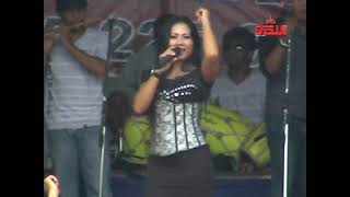 Download lagu MENUNGGU orkes jepara mp3 Download lagu MENUNGGU orkes jepara mp3